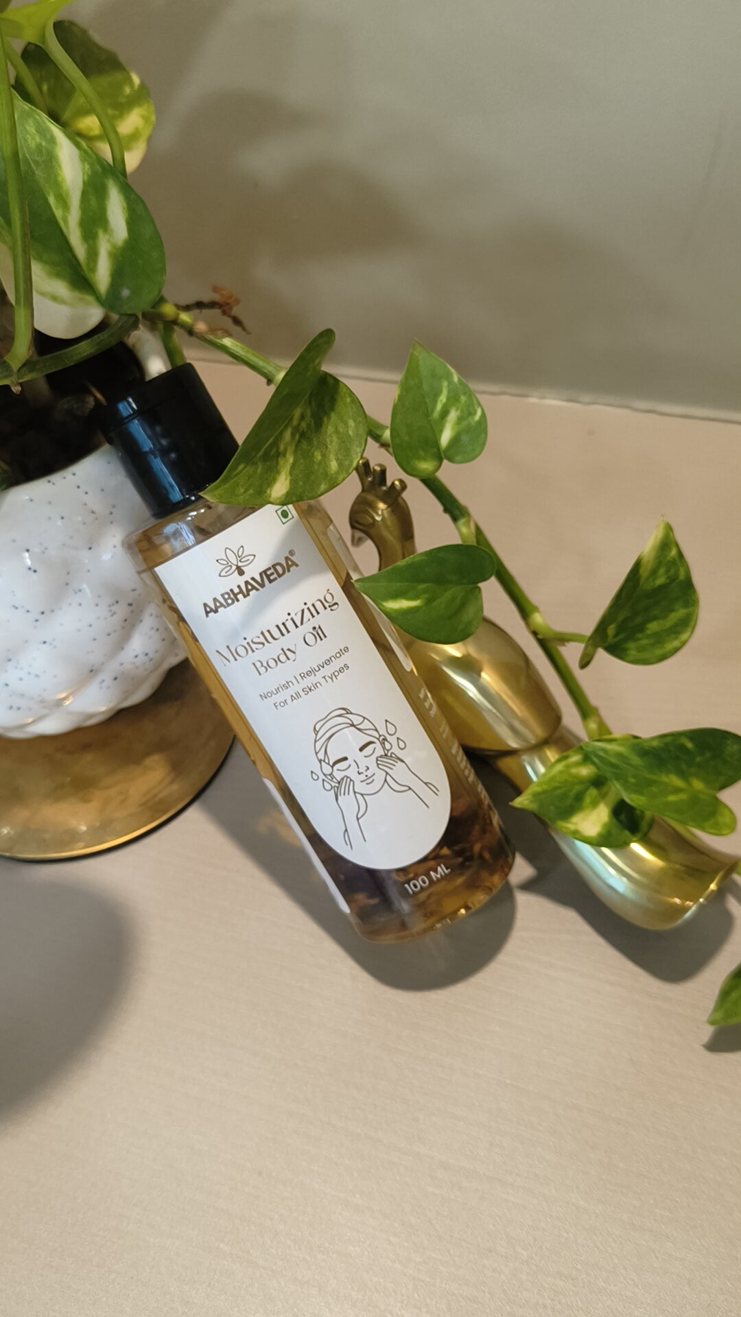 Aabhaveda Body Moisturizer Oil